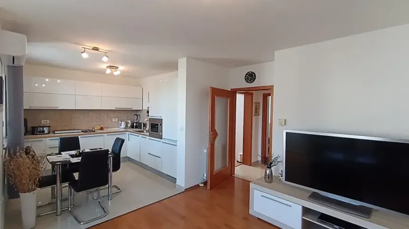 Prodej bytu 3+kk, Pula, Chorvatsko, Valsaline, 70 m2