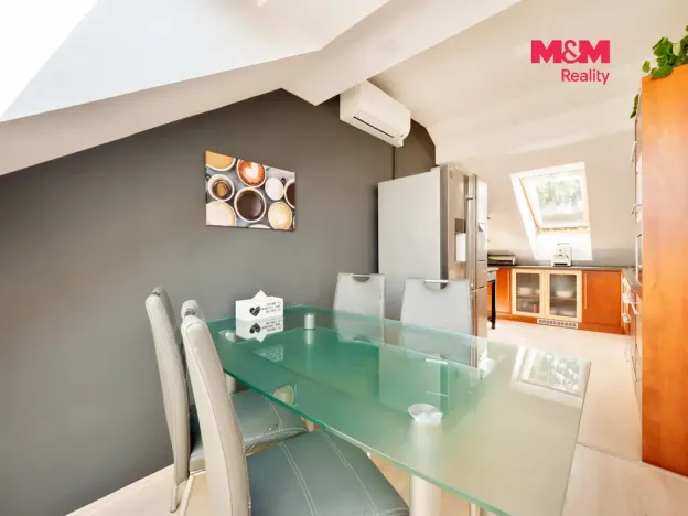 Prodej bytu 3+kk, Praha, Stochovská, 80 m2