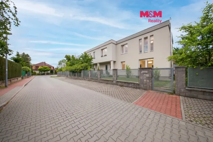 Prodej rodinného domu, Praha - Suchdol, Lysolajská, 128 m2