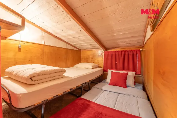 Prodej chaty, Káraný, 26 m2