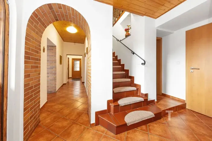 Prodej rodinného domu, Rostěnice-Zvonovice, 416 m2