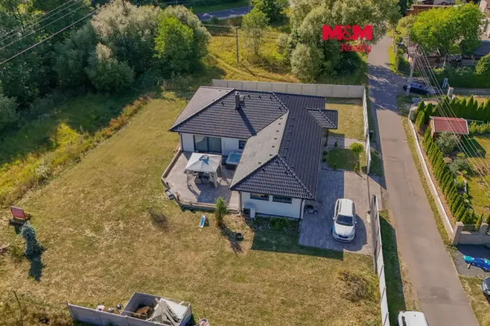 Prodej rodinného domu, Valy, Pod Lesem, 114 m2