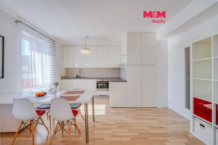 Pronájem bytu 2+kk, Plzeň - Lobzy, Sušická, 46 m2
