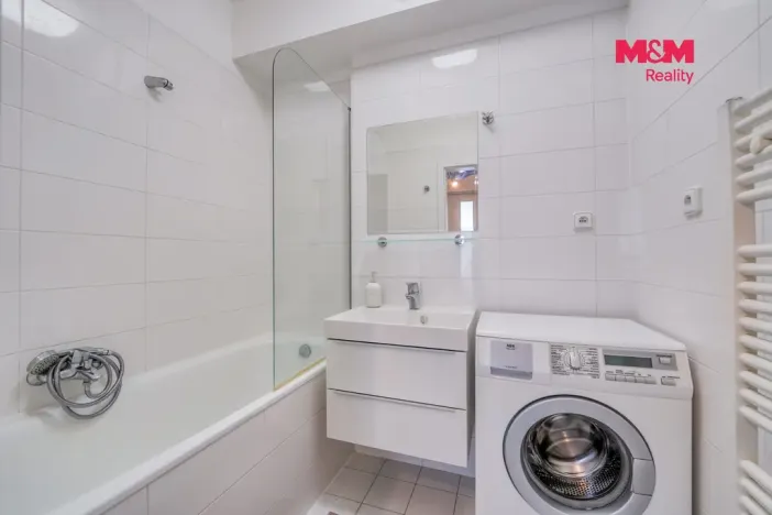 Pronájem bytu 2+kk, Plzeň - Lobzy, Sušická, 46 m2