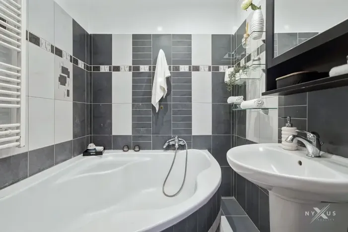 Prodej bytu 2+kk, Měšice, Habrová, 61 m2