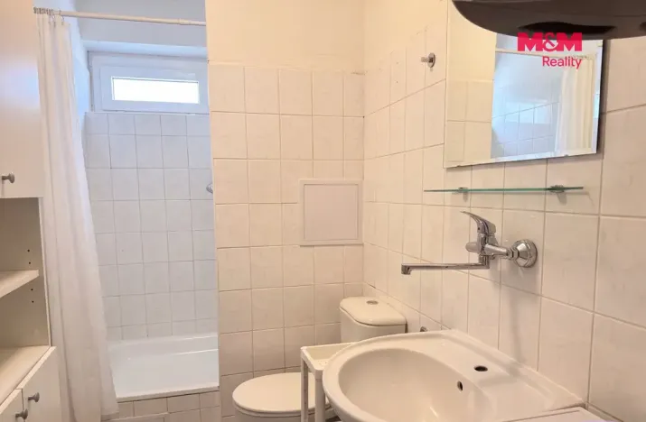 Prodej bytu 2+1, Milovice, Mírová, 41 m2