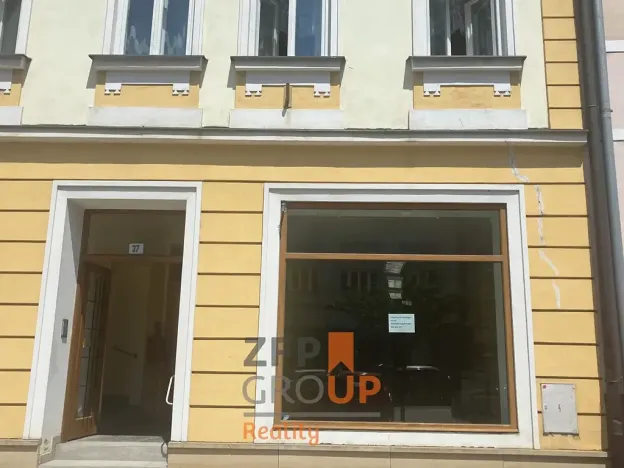 Pronájem obchodního prostoru, Moravské Budějovice, nám. ČSA, 47 m2