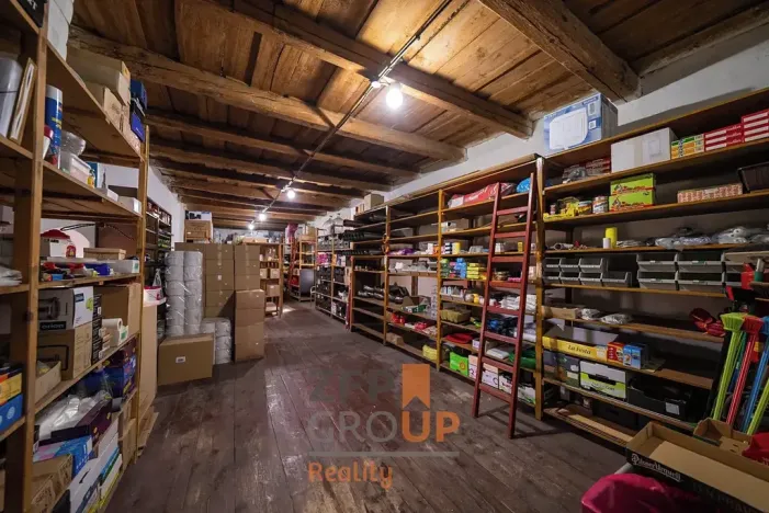 Prodej obchodního prostoru, Šatov, 470 m2