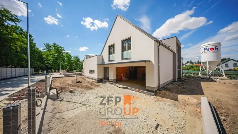 Prodej rodinného domu, Kobylnice, 338 m2