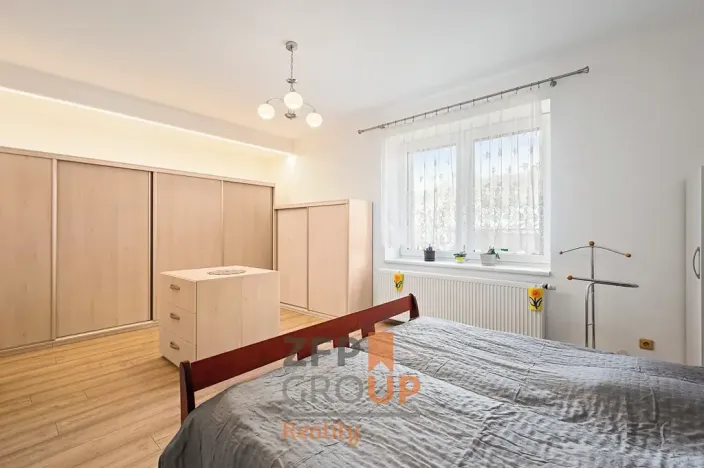 Prodej rodinného domu, Rozstání, 450 m2