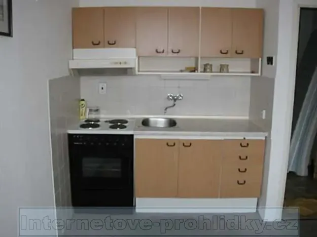Pronájem bytu 1+kk, Praha - Záběhlice, 25 m2