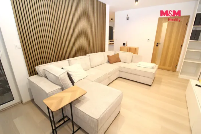 Pronájem bytu 2+1, Měšice, Revoluční, 42 m2