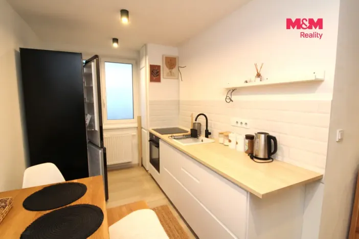 Pronájem bytu 2+1, Měšice, Revoluční, 42 m2