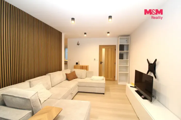 Pronájem bytu 2+1, Měšice, Revoluční, 42 m2