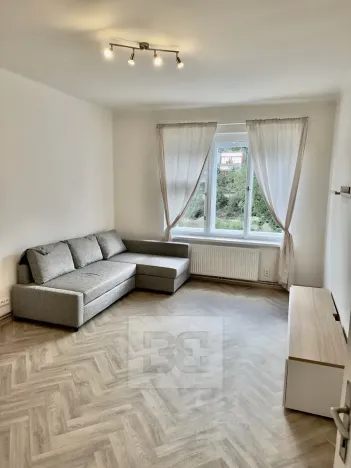 Pronájem bytu 2+1, Praha - Podolí, Sinkulova, 55 m2