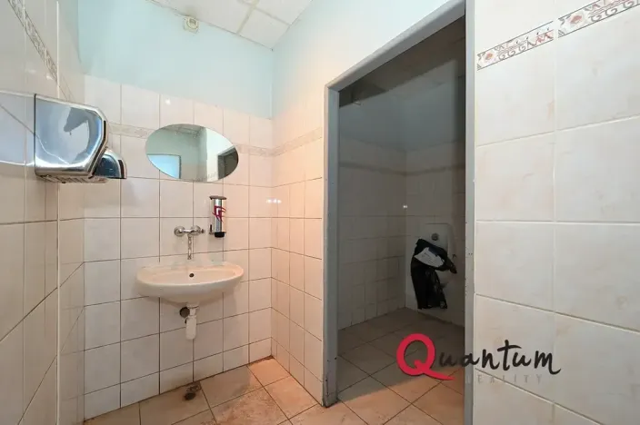 Pronájem komerční nemovitosti, Praha - Chodov, Vojtíškova, 374 m2