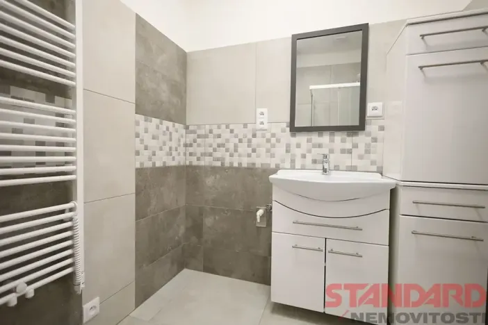 Pronájem bytu 2+kk, Přeštice, Revoluční, 45 m2