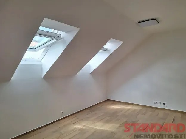 Pronájem bytu 2+kk, Přeštice, Revoluční, 45 m2