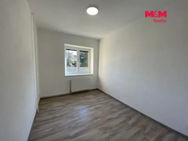 Pronájem bytu 2+1, Krnov - Pod Cvilínem, Zeyerova, 50 m2