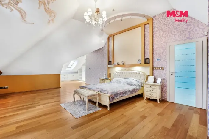 Prodej rodinného domu, Horoměřice, Akátová, 393 m2