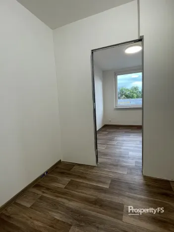 Pronájem bytu 1+1, Slaný, Bezručova, 33 m2