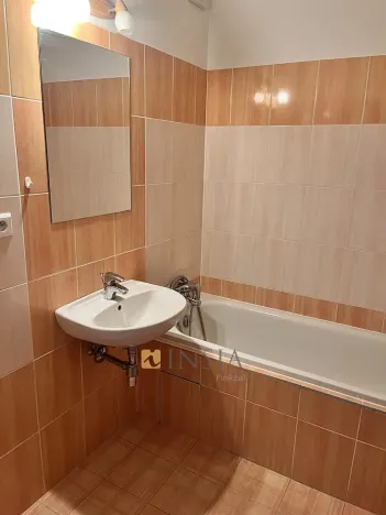 Pronájem bytu 2+kk, Kroměříž, Zborovská, 65 m2