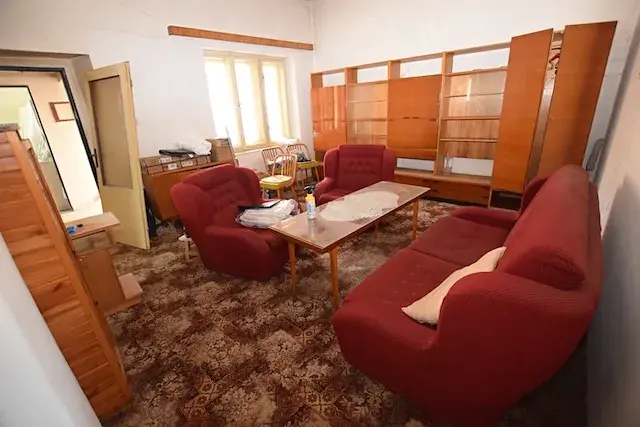 Prodej rodinného domu, Skály, 180 m2