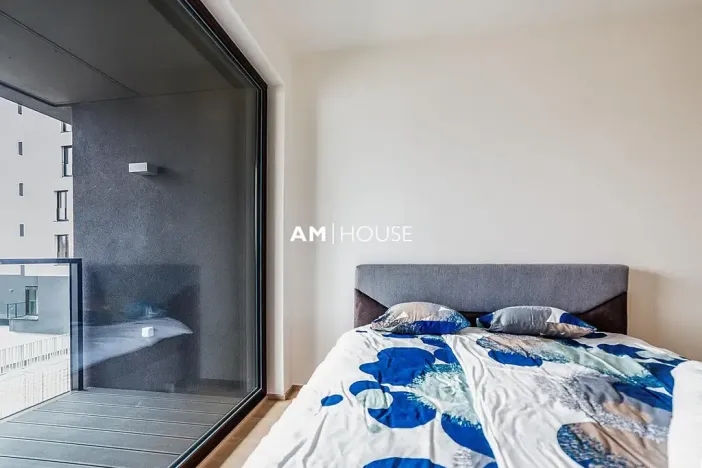 Pronájem bytu 2+kk, Praha - Holešovice, Sanderova, 59 m2