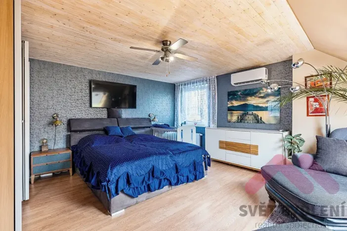 Prodej rodinného domu, Nupaky, K Parku, 160 m2