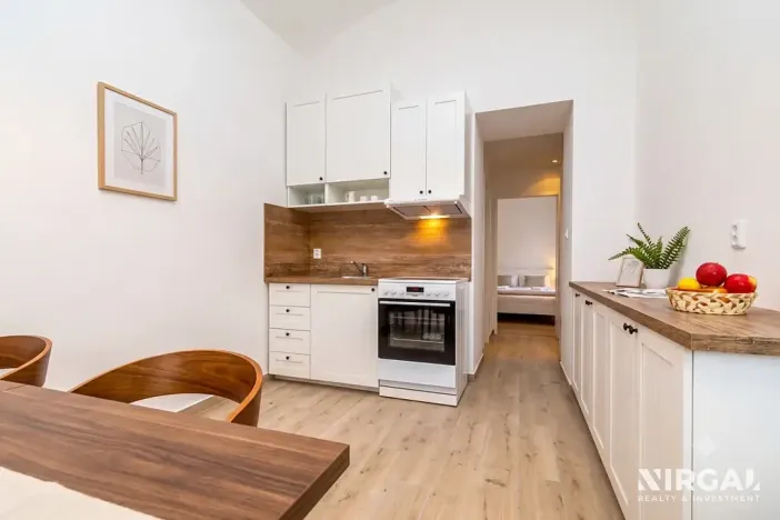 Pronájem bytu 2+kk, Praha - Vyšehrad, Vratislavova, 33 m2