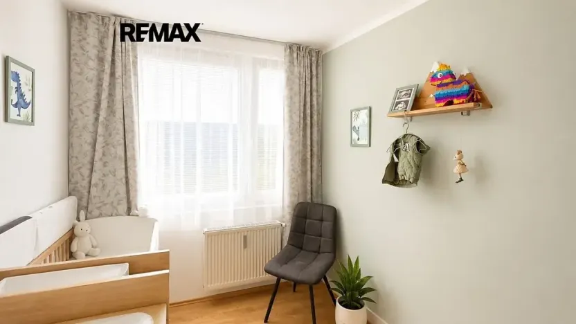 Pronájem bytu 3+1, Praha - Podolí, Kaplická, 55 m2