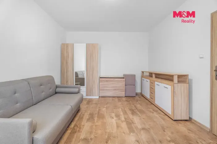Pronájem bytu 2+kk, Stráž pod Ralskem, Máchova, 37 m2