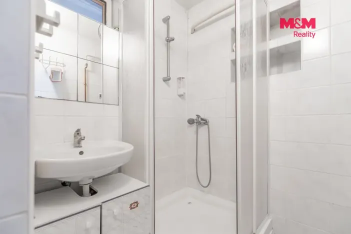 Prodej chalupy, Komorní Lhotka, 98 m2