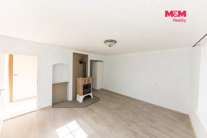 Pronájem rodinného domu, Močovice, 88 m2