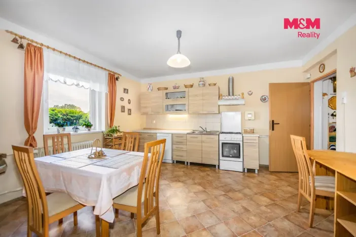 Prodej rodinného domu, Karlovy Vary - Stará Role, Svobodova, 206 m2