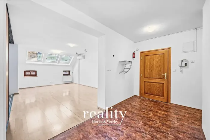 Pronájem bytu 3+1, Znojmo, Havlíčkova, 90 m2