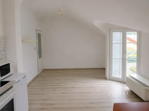 Prodej bytu 1+kk, Písek, Hostivítova, 35 m2