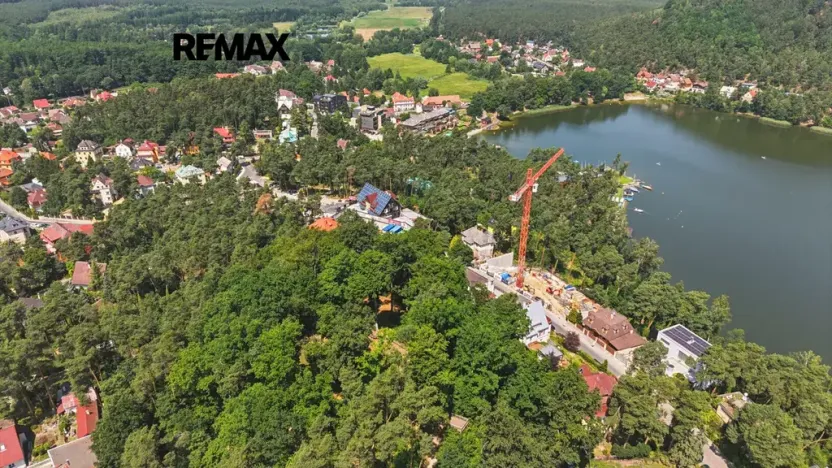 Prodej komerčního pozemku, Doksy, 3913 m2