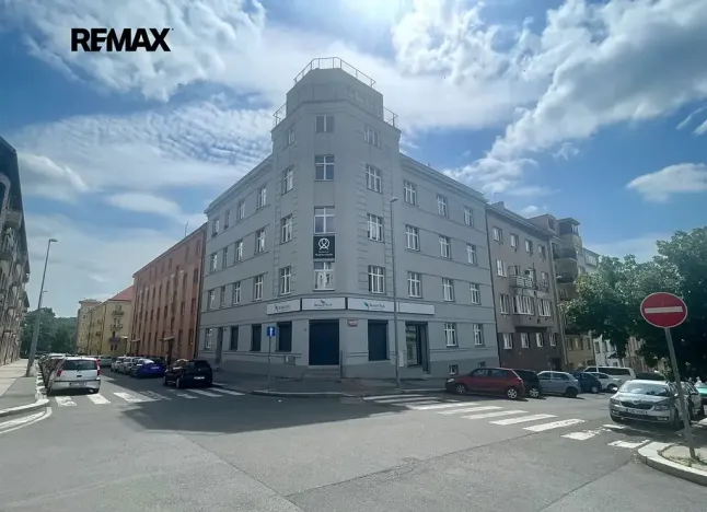 Pronájem bytu 1+kk, Praha - Libeň, Konšelská, 30 m2