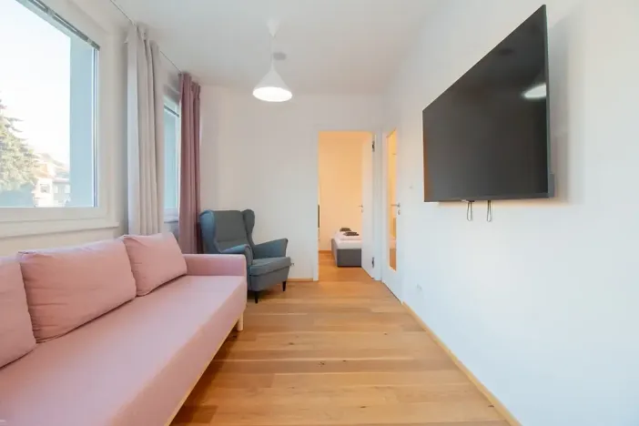 Pronájem bytu 2+kk, Praha - Vinohrady, Perucká, 40 m2