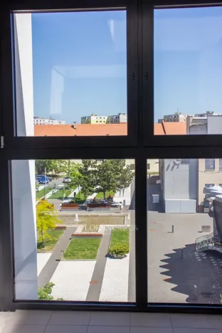 Pronájem bytu 2+kk, Veselí nad Moravou, náměstí Míru, 37 m2