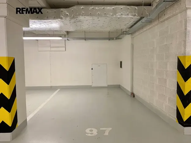 Pronájem bytu 2+kk, Praha - Hodkovičky, Šífařská, 57 m2