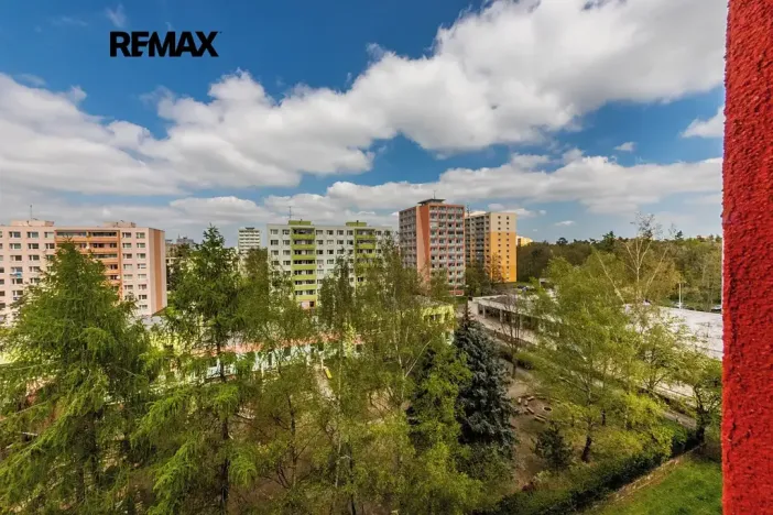 Pronájem bytu 2+kk, Kladno, Na růžovém poli, 41 m2