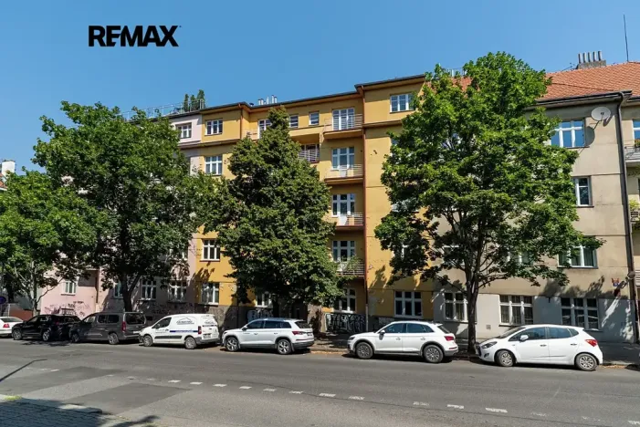 Prodej bytu 1+kk, Praha - Podolí, Na dolinách, 24 m2
