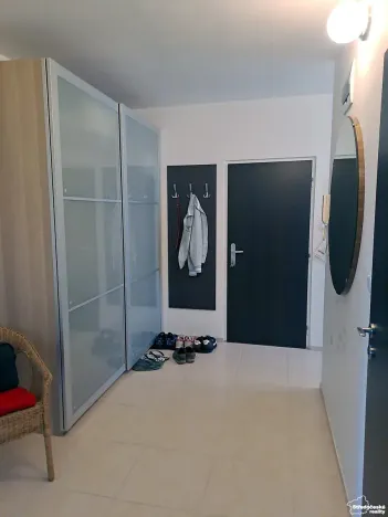 Pronájem bytu 2+1, Karlovy Vary, Lomená, 60 m2