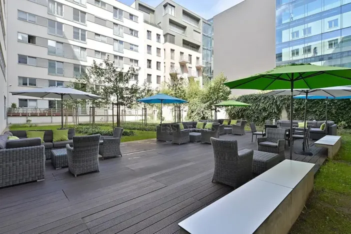 Pronájem kanceláře, Praha - Smíchov, Radlická, 364 m2