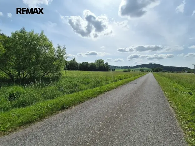 Prodej komerčního pozemku, Linhartice, 12284 m2