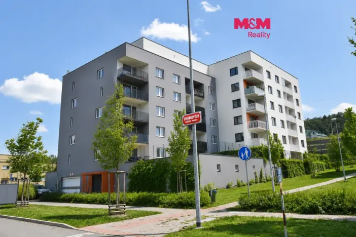 Pronájem bytu 2+kk, Praha - Vysočany, Strnadových, 58 m2