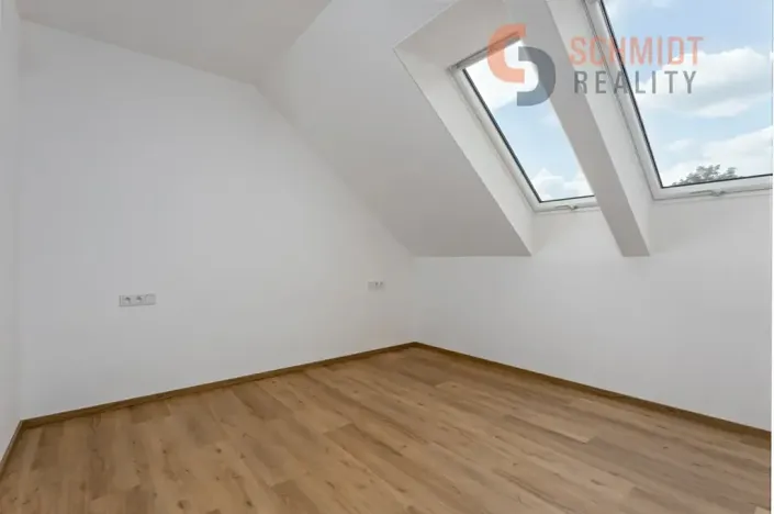 Prodej bytu 3+kk, Bavory, 90 m2