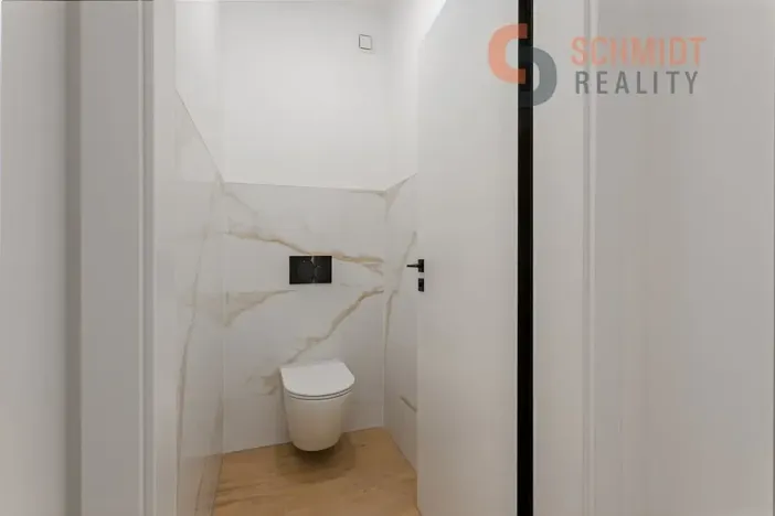 Prodej bytu 3+kk, Bavory, 90 m2